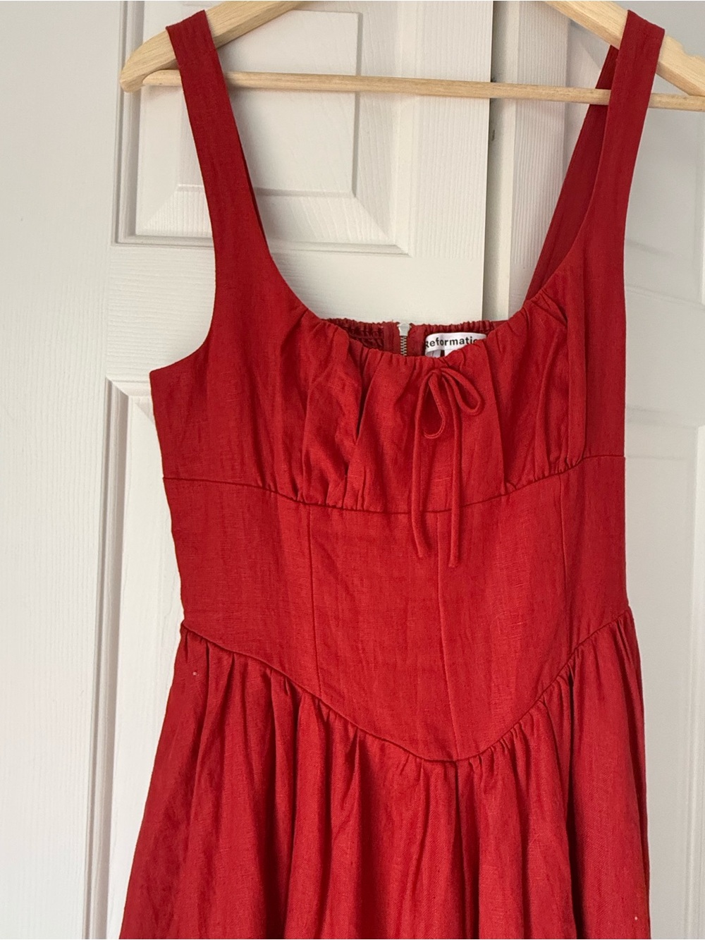 Balia Linen Dress Reformation in Sundried Tomato - Picture 7 of 11